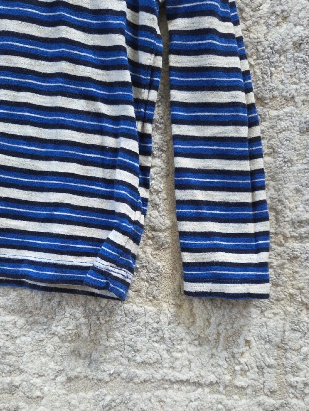 Old Navy Long-Sleeve Blue & White Striped Pocket Tee Size 5T